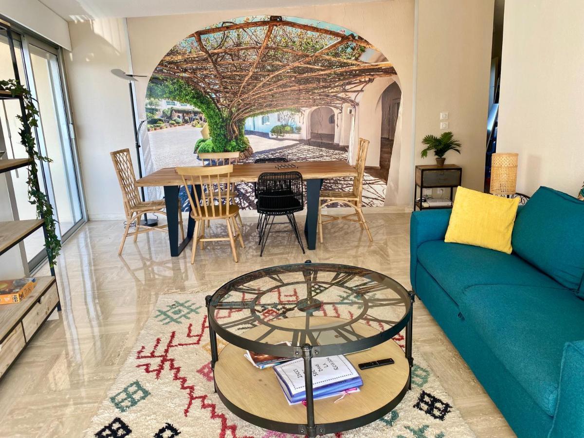 Appartement Lumineux 6 Places Avec Vue Sur Marina ماندوليو لا نابول المظهر الخارجي الصورة